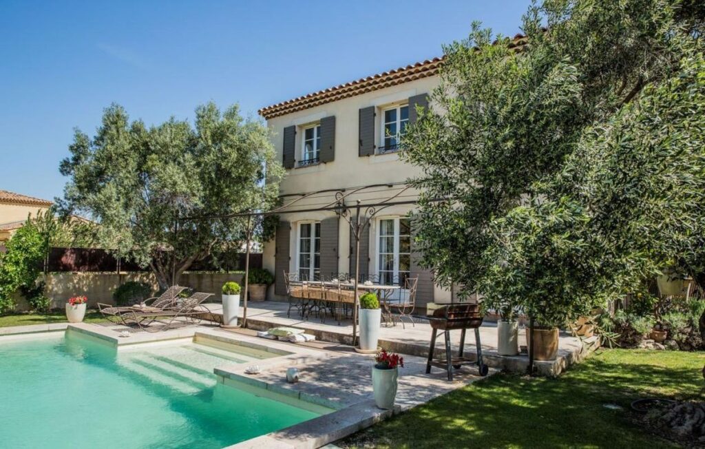 À Peyrolles-en-Provence – Votre future maison dans un cadre privilégié !