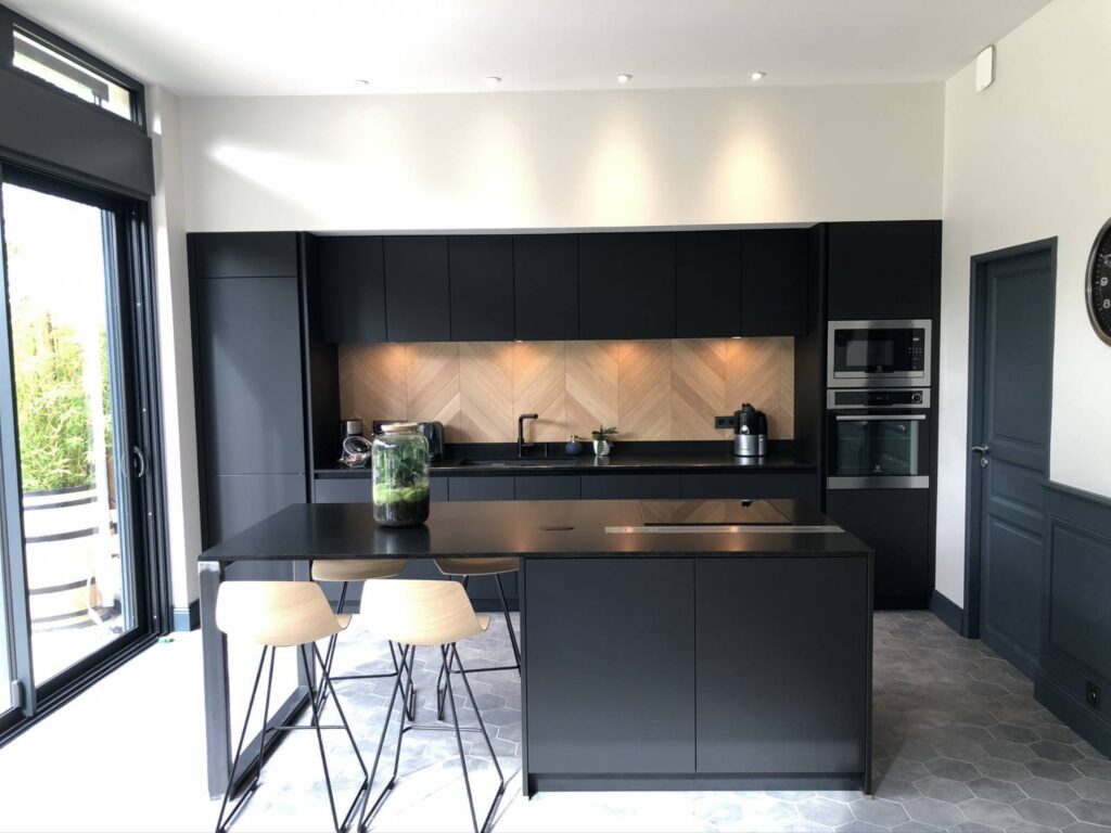 EXCEPTIONNEL À CORNILLON-CONFOUX – Quartier des Grandes Bastides – Terrain de 800 m² + Maison de 130 m² avec garage
