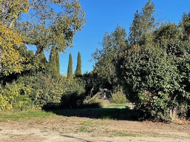 Salon-de-Provence – Terrain à bâtir de 525 m²