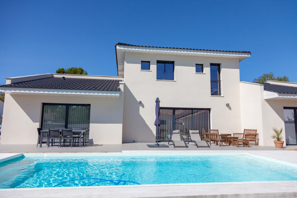 Superbe maison de plain pied de 120 m² à Eyguières